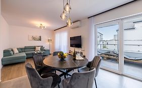 Adriatic Nest, Cozy And Modern Two Bedroom Apartment