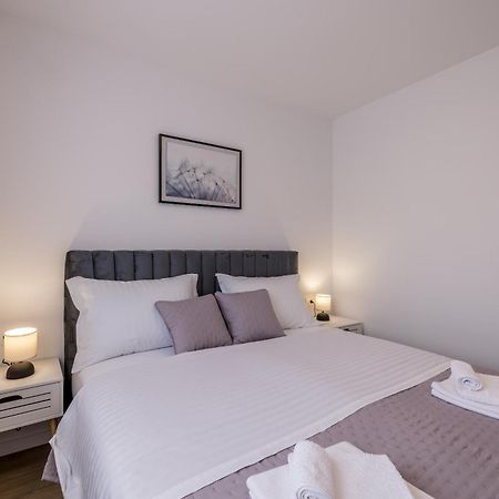 Adriatic Nest, Cozy And Modern Two Bedroom Apartment Kaštela Zewnętrze zdjęcie