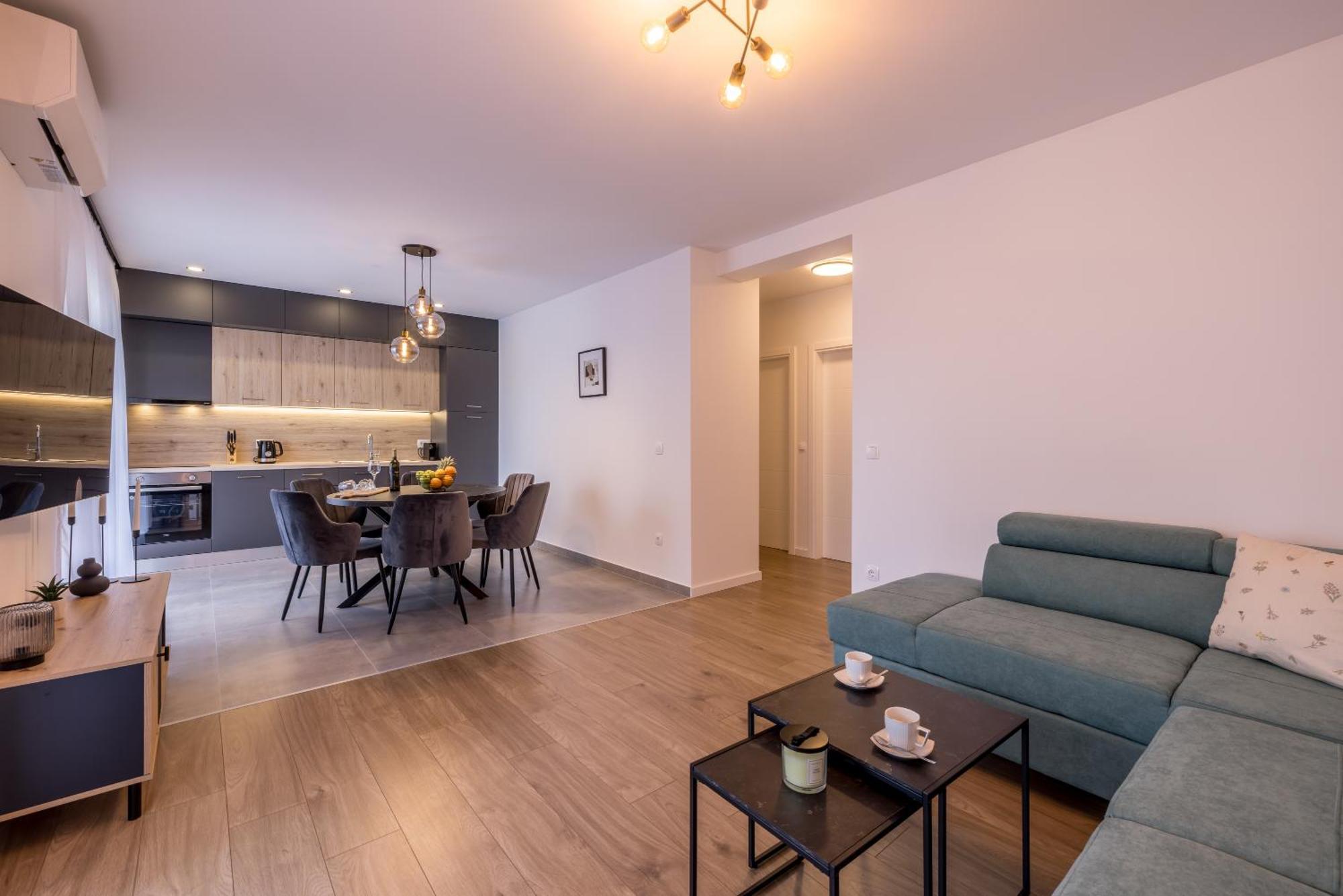 Adriatic Nest, Cozy And Modern Two Bedroom Apartment Kaštela Zewnętrze zdjęcie