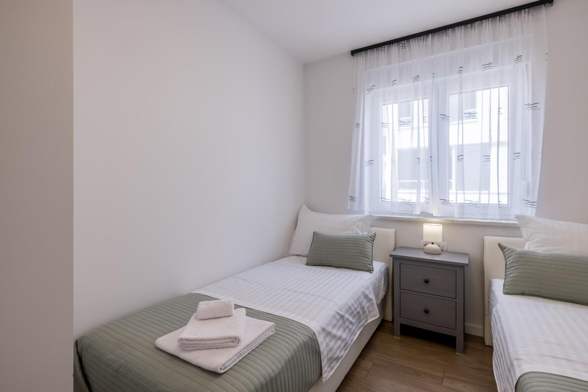 Adriatic Nest, Cozy And Modern Two Bedroom Apartment Kaštela Zewnętrze zdjęcie